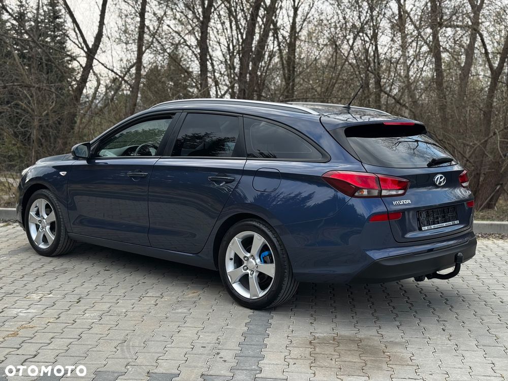 Hyundai i30 1.4 Base - 3