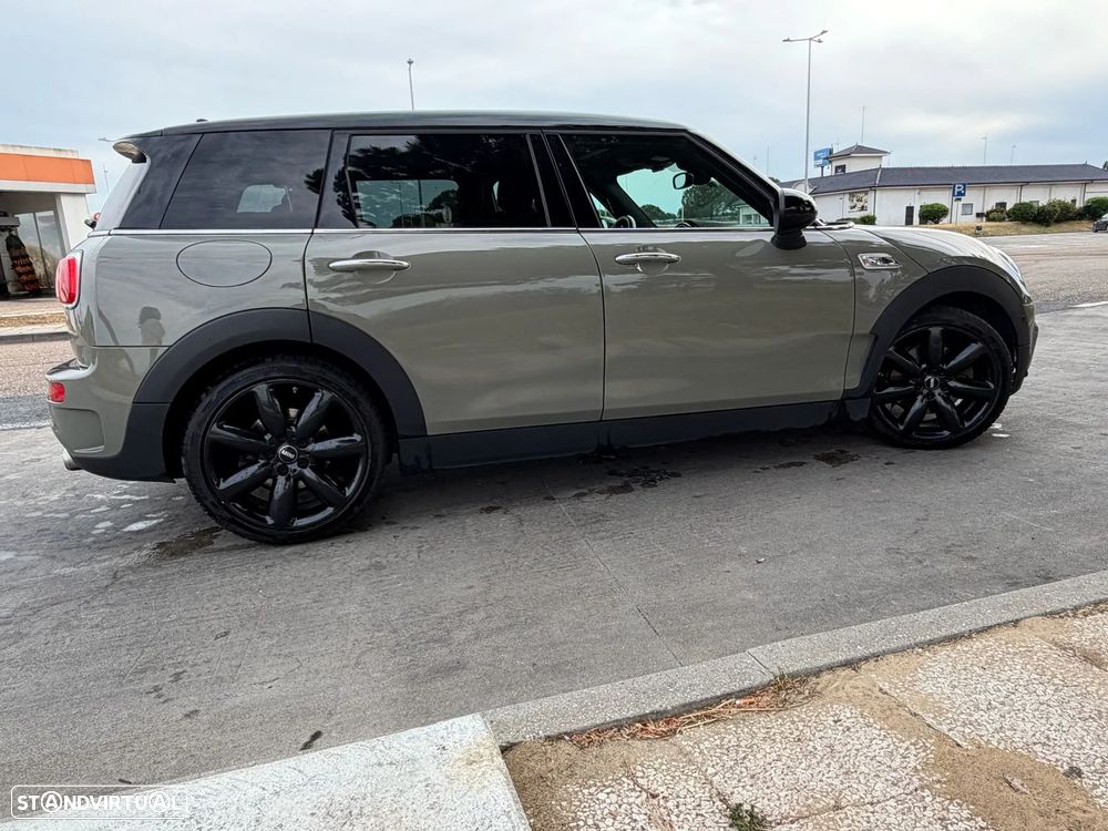 MINI Clubman Cooper SD ALL4 Auto Desportiva - 38