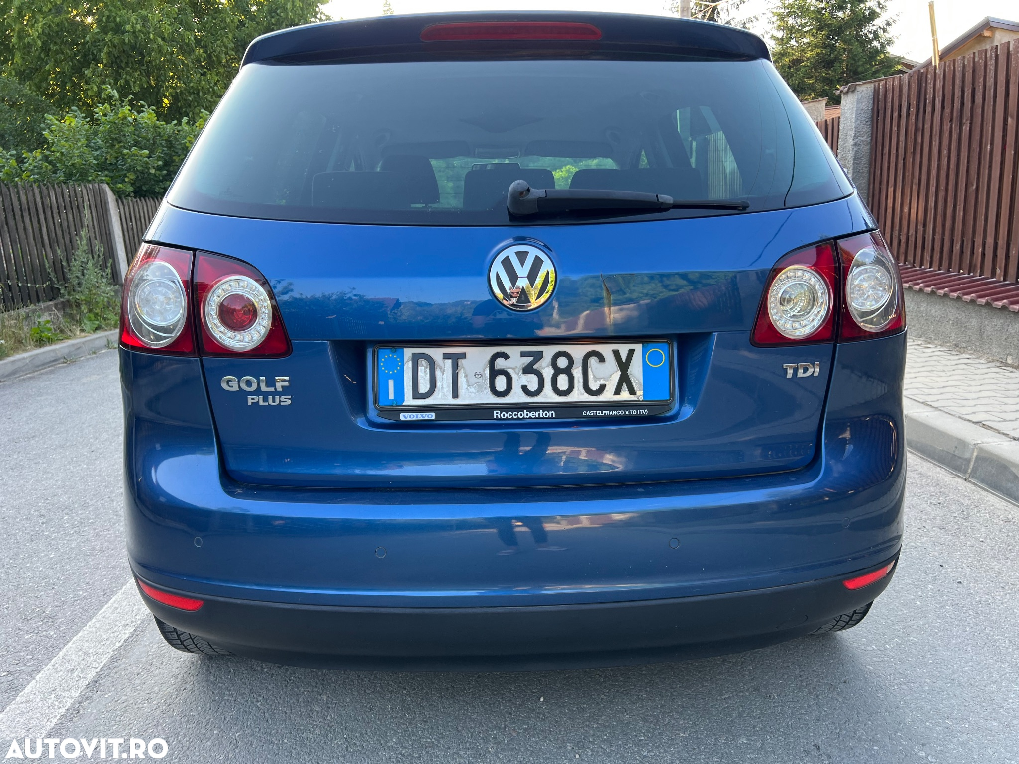 Volkswagen Golf Plus 2.0 TDI DPF Comfortline - 19