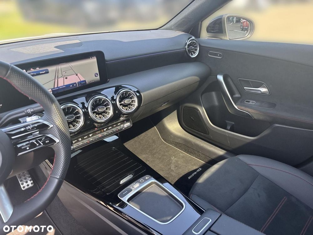 Mercedes-Benz Klasa A 200 AMG Line 7G-DCT - 15