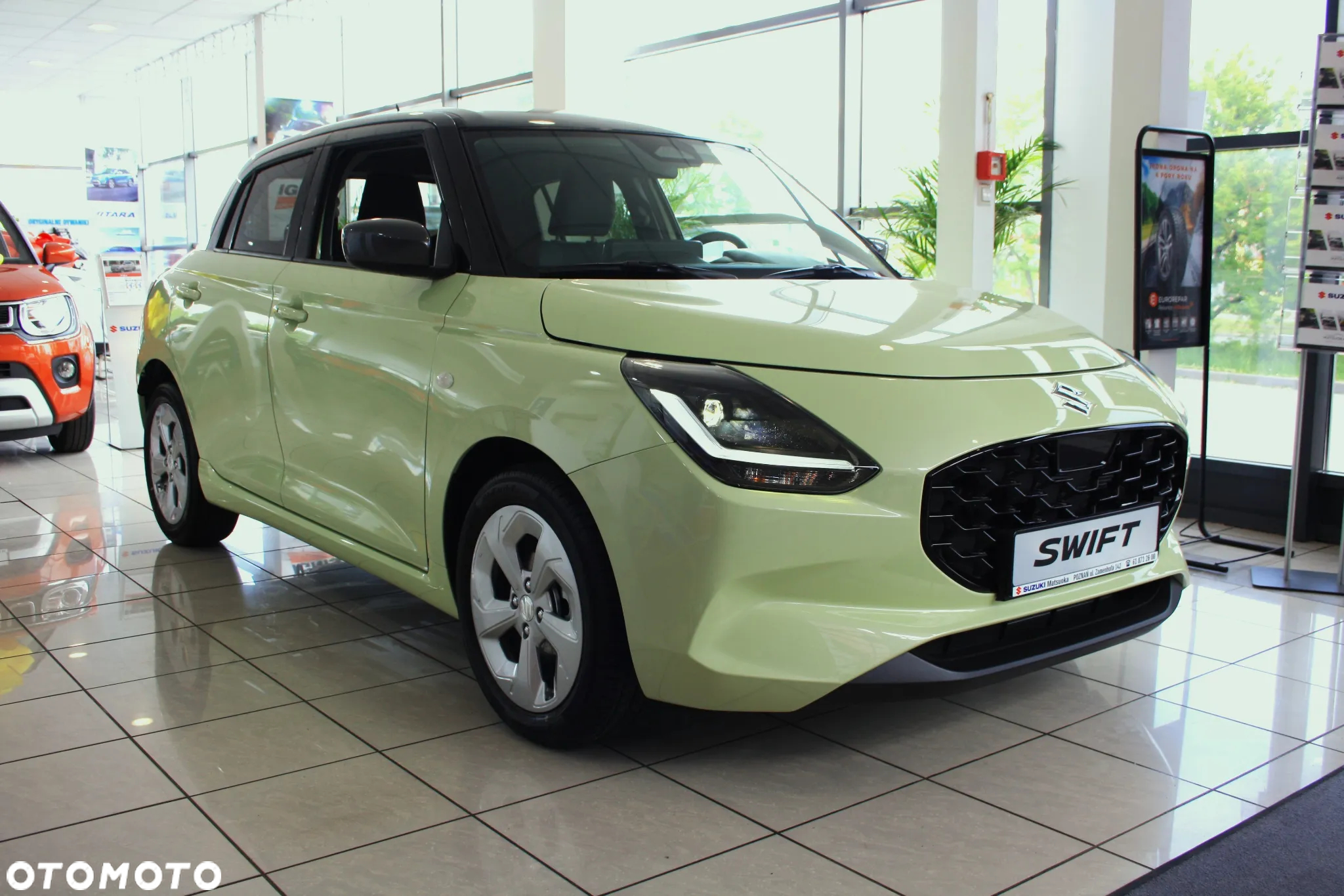 Suzuki Swift 1.2 Dualjet SHVS Premium Plus CVT - 5