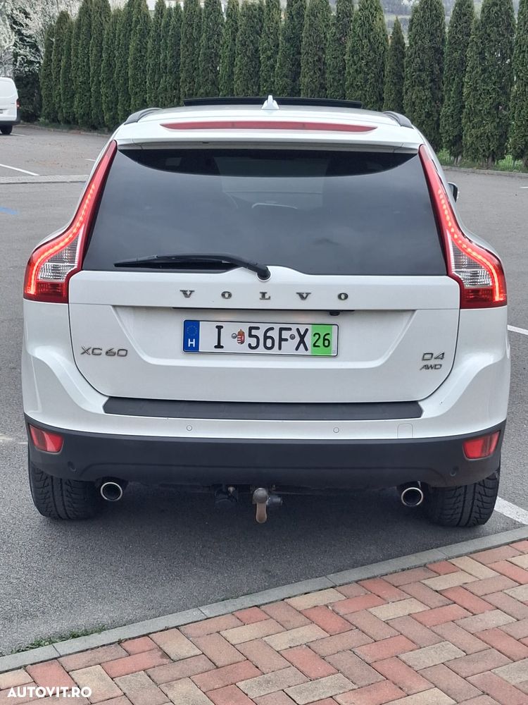Volvo XC 60 - 4