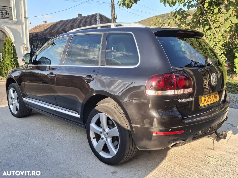 Volkswagen Touareg - 7