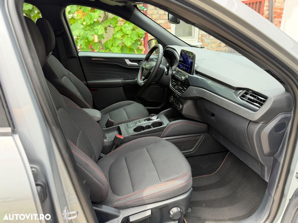 Ford Kuga 2.5 Duratec PHEV ST-LINE X - 13