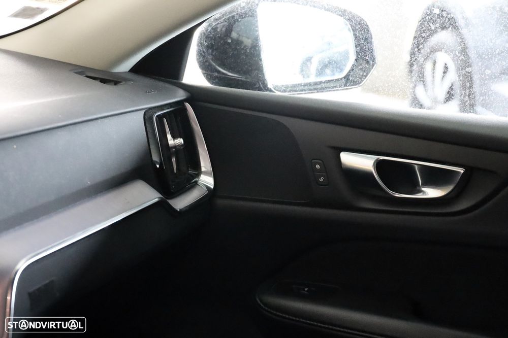 Volvo V60 2.0 T6 AWD TE Inscription Expression - 13