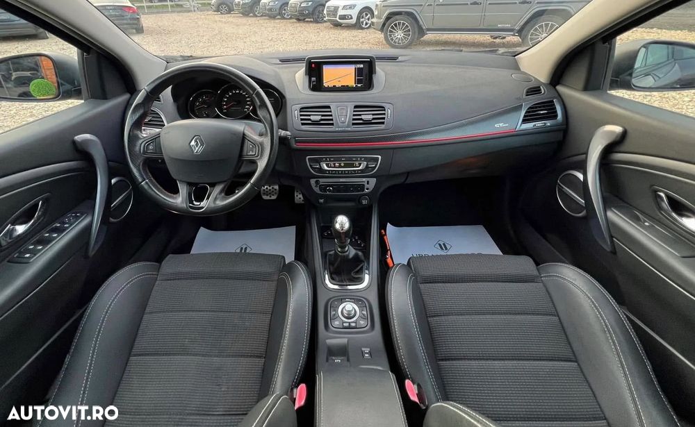 Renault Megane ENERGY dCi 130 GT LINE - 3
