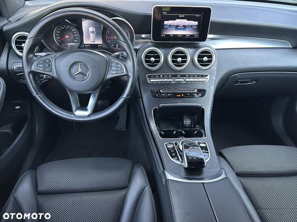Mercedes-Benz GLC - 19
