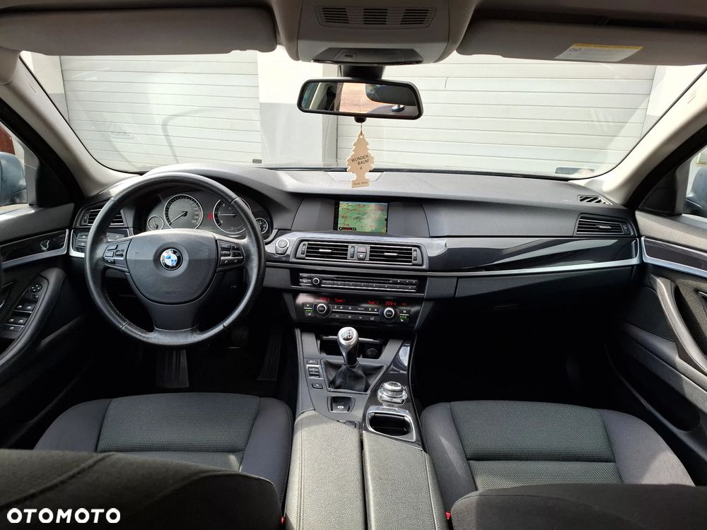 BMW Seria 5 520d Efficient Dynamics Edition - 7