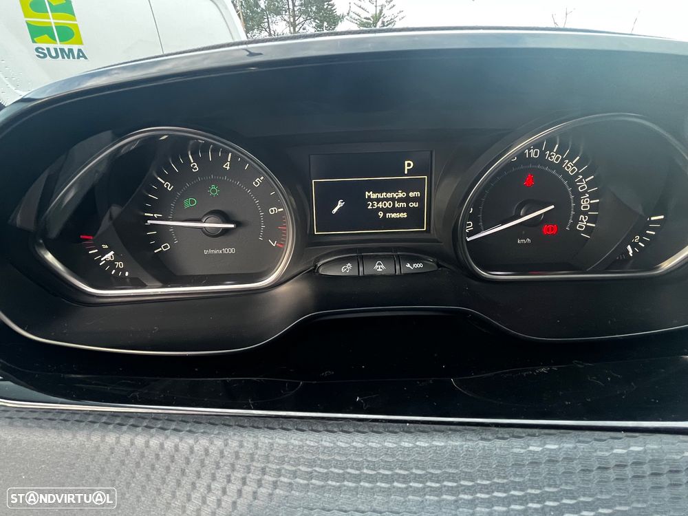 Peugeot 2008 1.2 PureTech Crossway EAT6 - 13