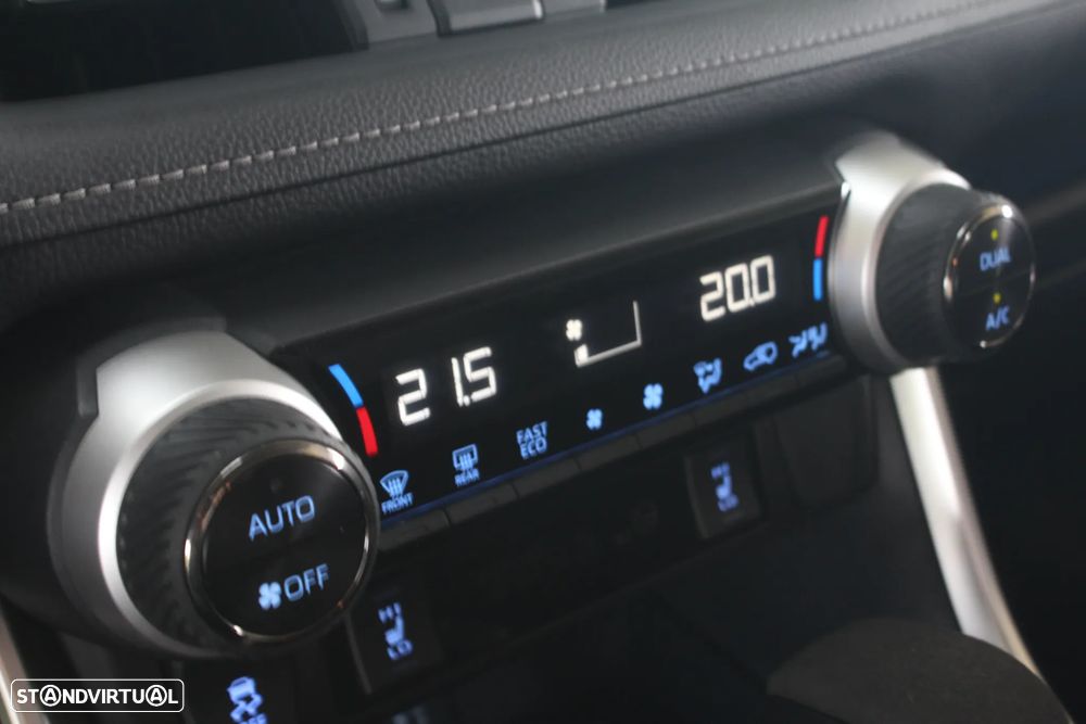 Toyota RAV4 2.5 HDF Lounge - 46