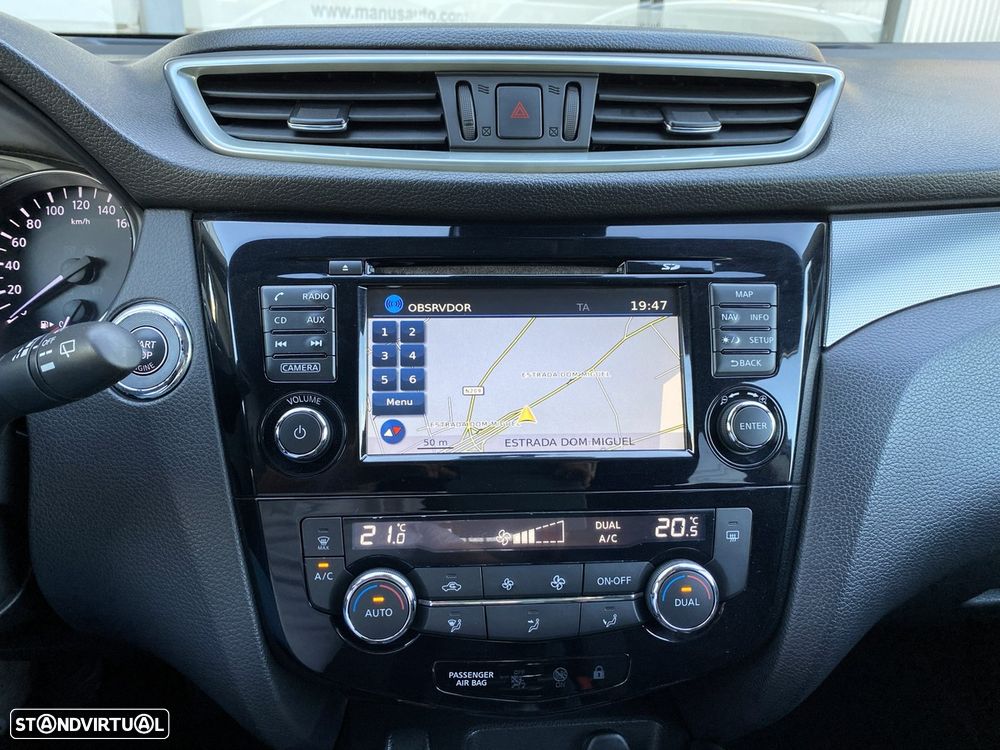 Nissan Qashqai 1.5 dCi N-Connecta 18 - 12