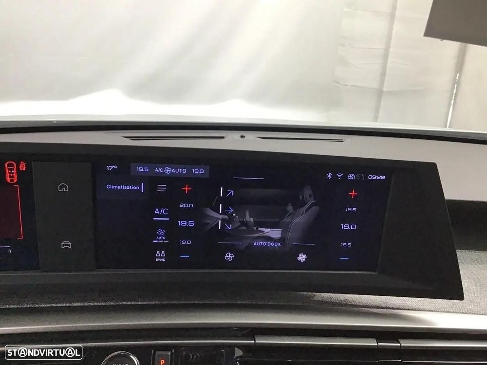 Peugeot 3008 1.2 Hybrid Allure e-DCS6 - 8