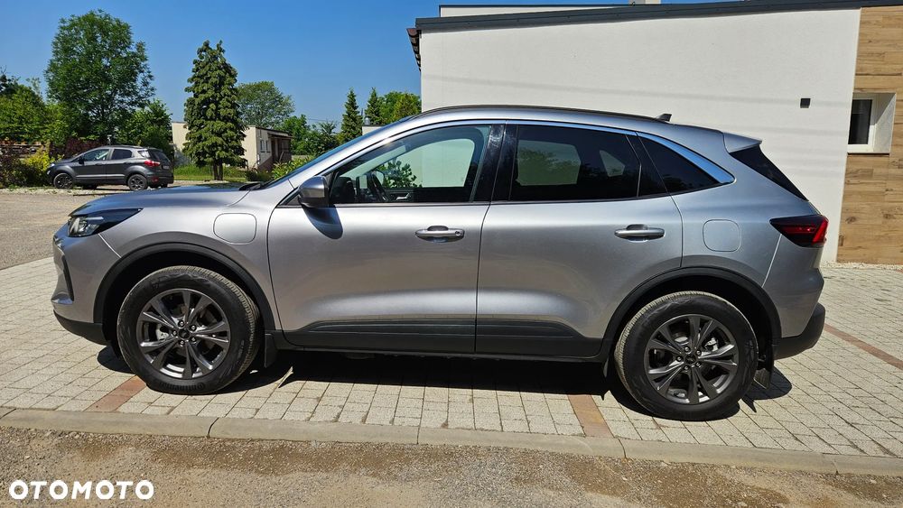 Ford Kuga - 4