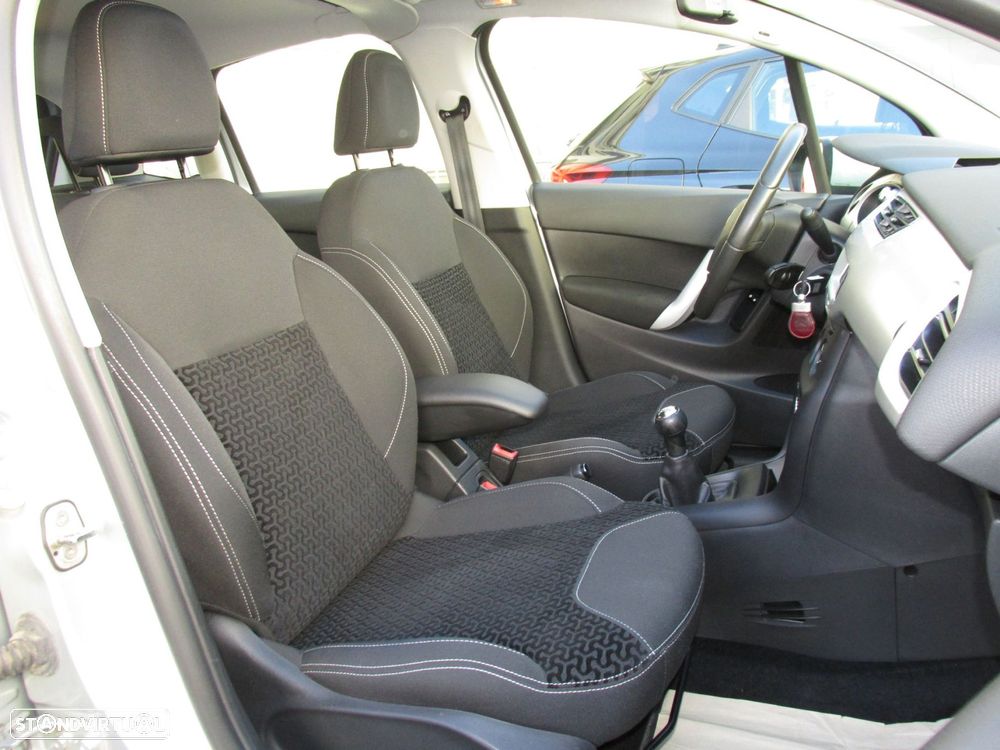 Citroën C3 1.4 HDi Exclusive Airdream - 30