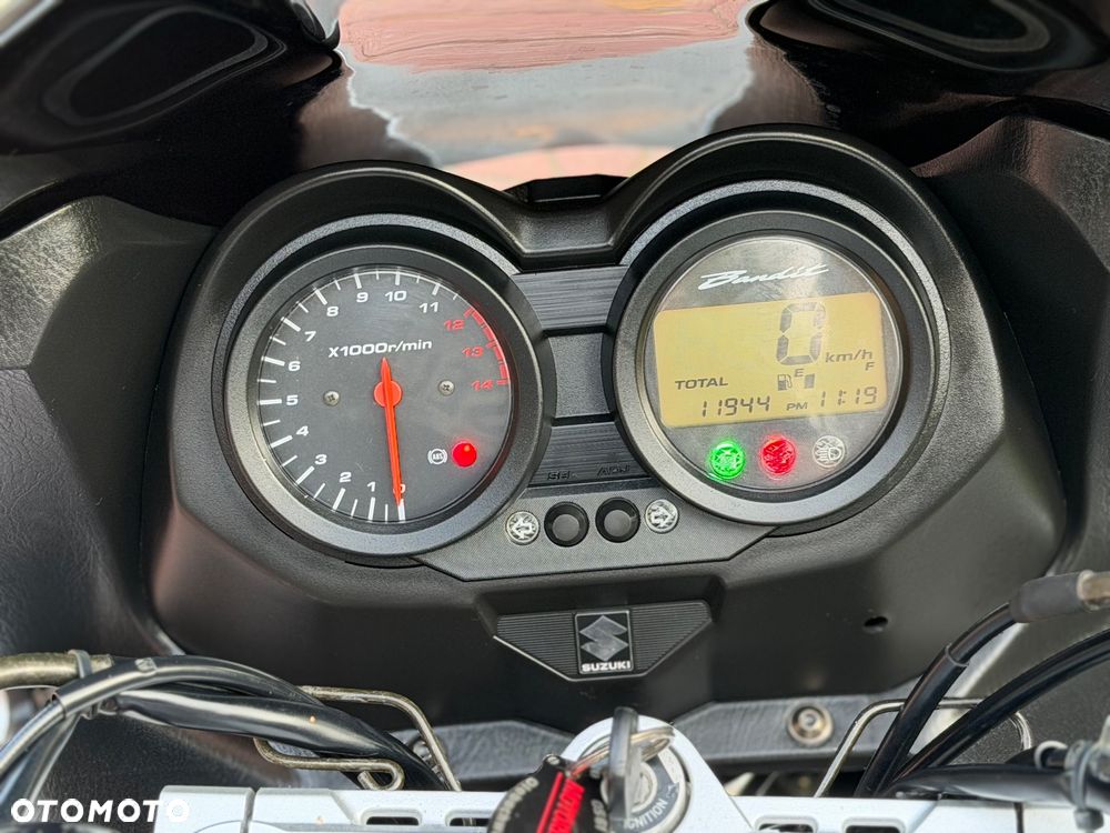 Suzuki Bandit - 23