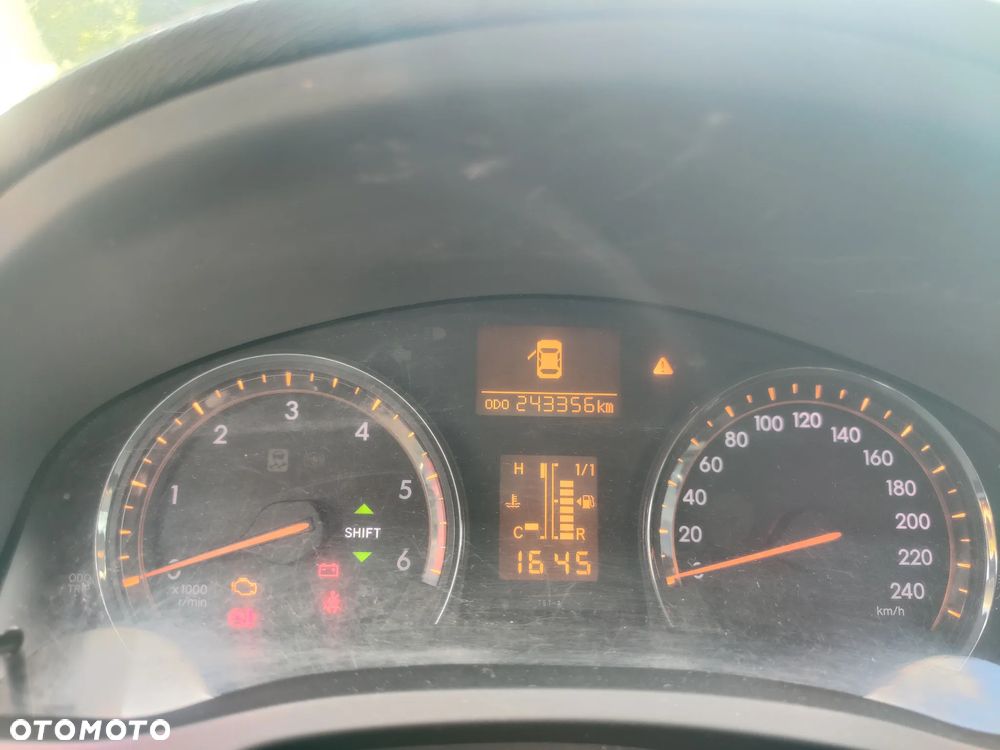Toyota Avensis 2.0 D-4D Sol plus - 9