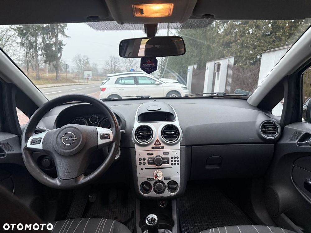 Opel Corsa 1.4 16V Enjoy - 9