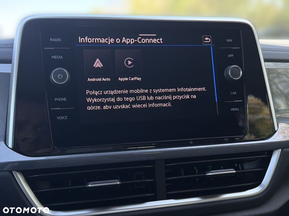 Volkswagen T-Roc 1.5 TSI Style DSG - 24