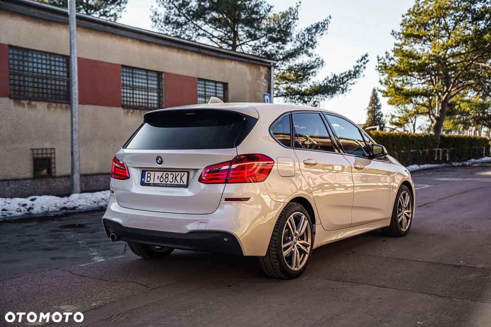 BMW Seria 2 218d M Sport - 6