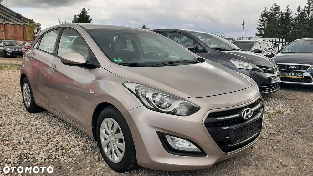 Hyundai i30 blue 1.6 CRDi Classic - 2