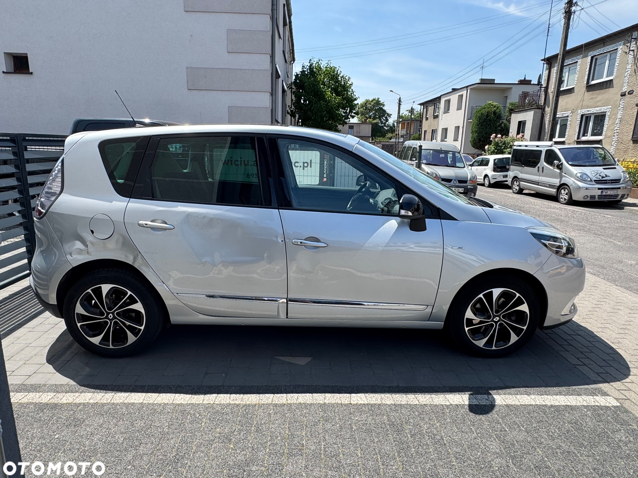 Renault Scenic 2.0 16V 140 CVT Bose Edition - 25