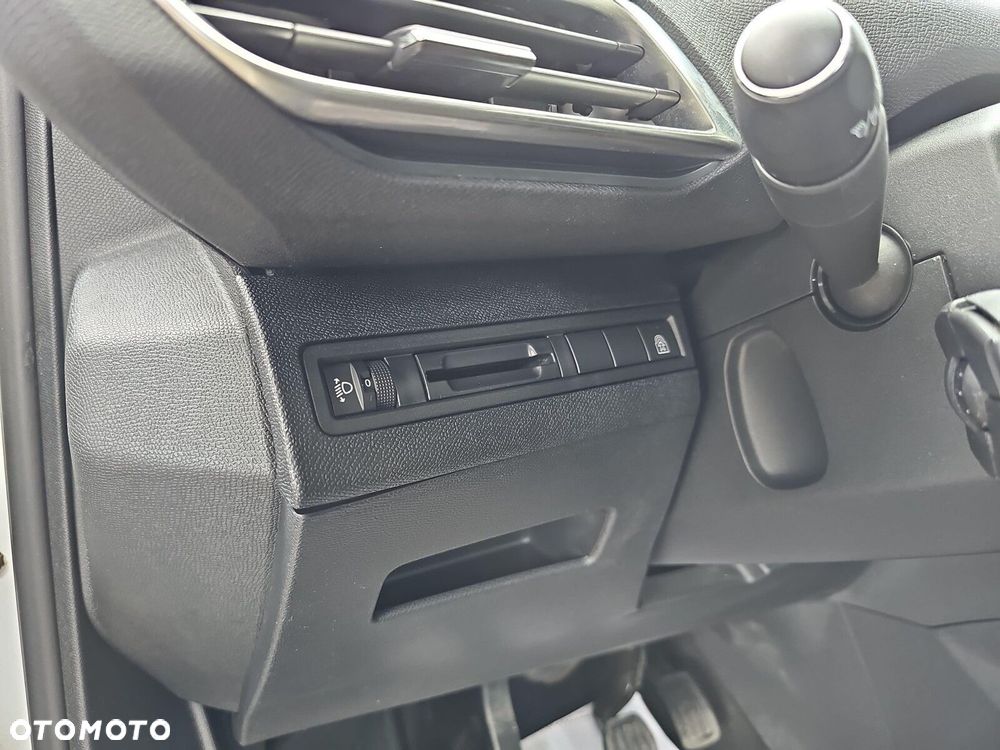 Peugeot 5008 - 21