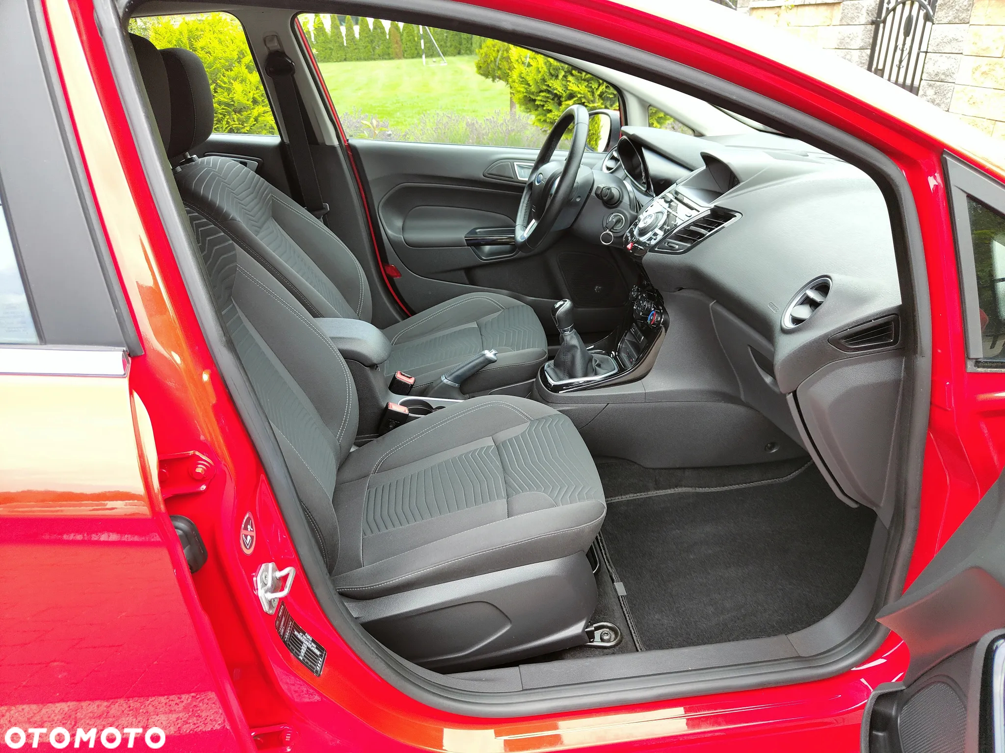 Ford Fiesta 1.0 EcoBoost Titanium - 23
