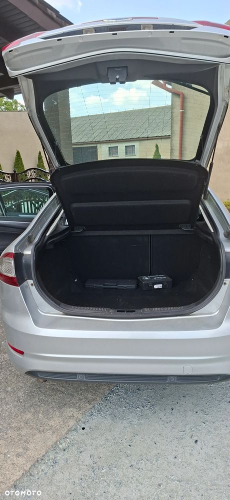 Ford Mondeo 2.0 TDCi Titanium - 12