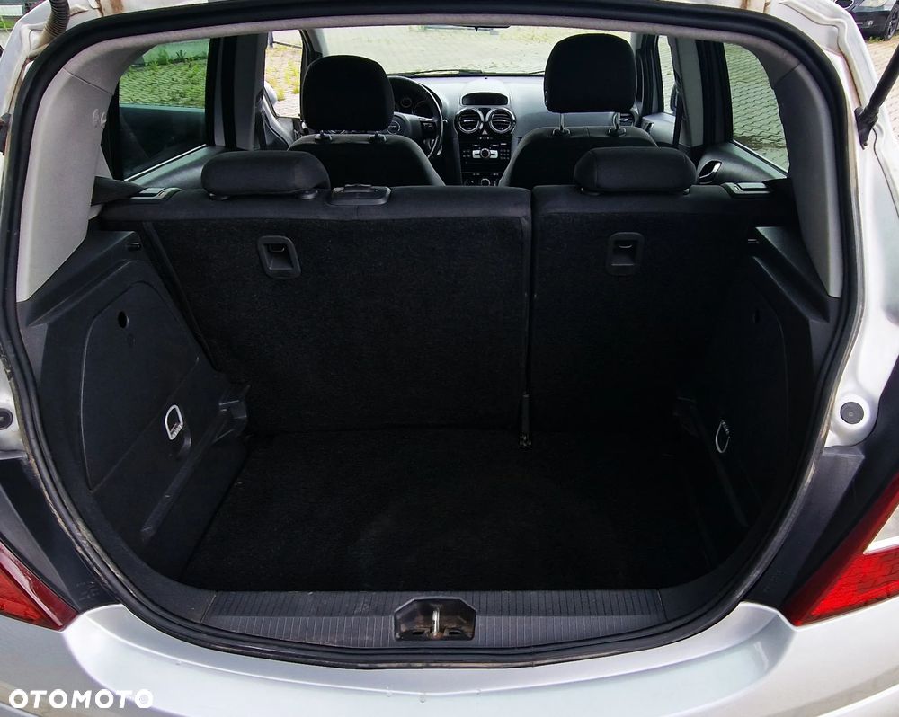 Opel Corsa 1.2 16V 111 - 11