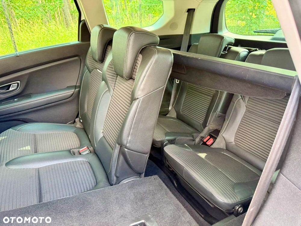 Renault Grand Scenic TCe 140 GPF EDC INTENS - 21