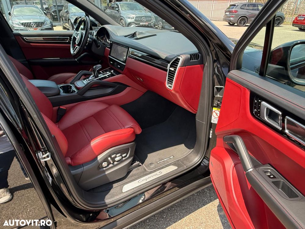 Porsche Cayenne S - 15