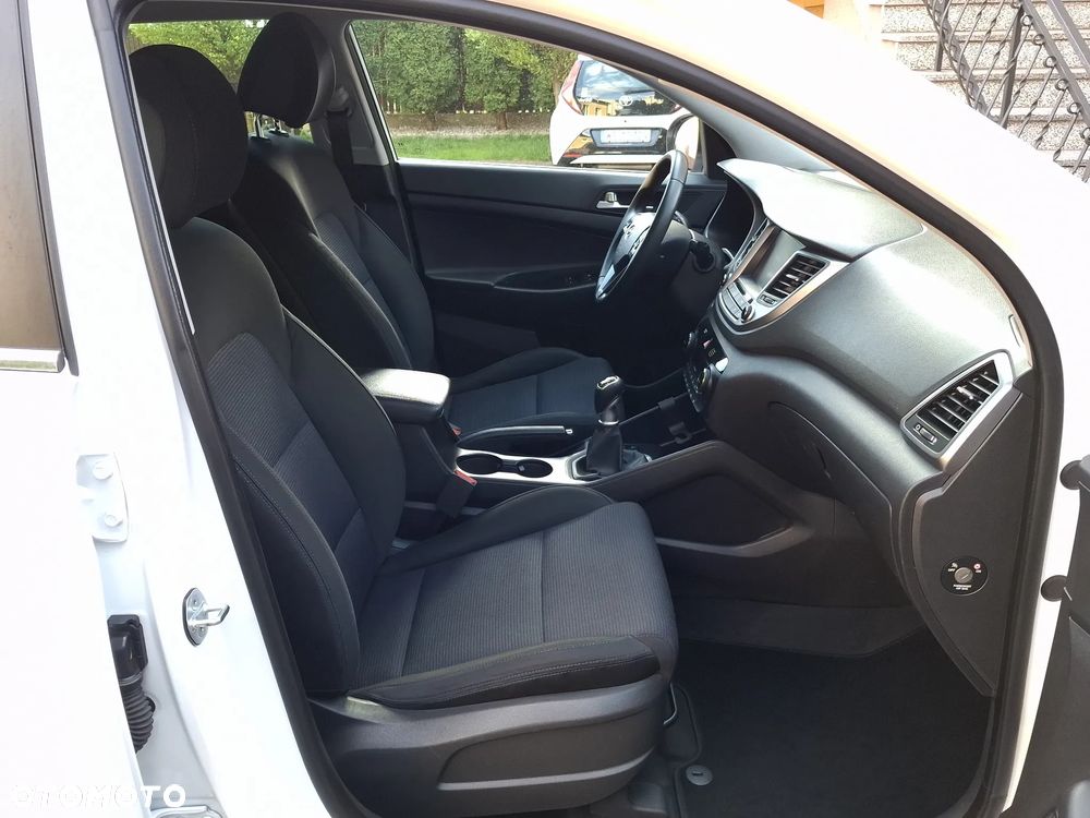 Hyundai Tucson blue 1.7 CRDi 2WD Advantage - 8