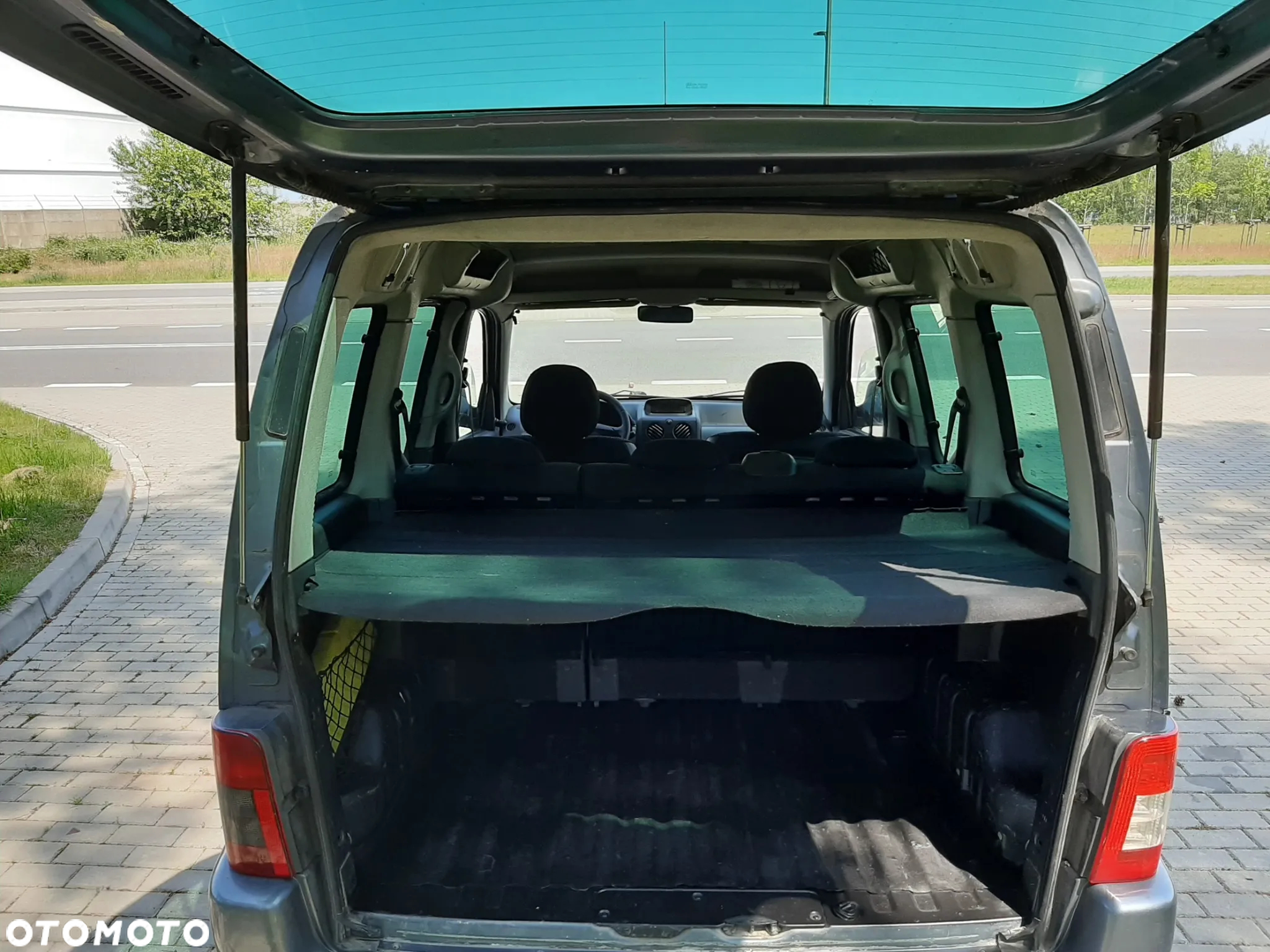 Citroën Berlingo II 1.6 HDi Multispace - 13