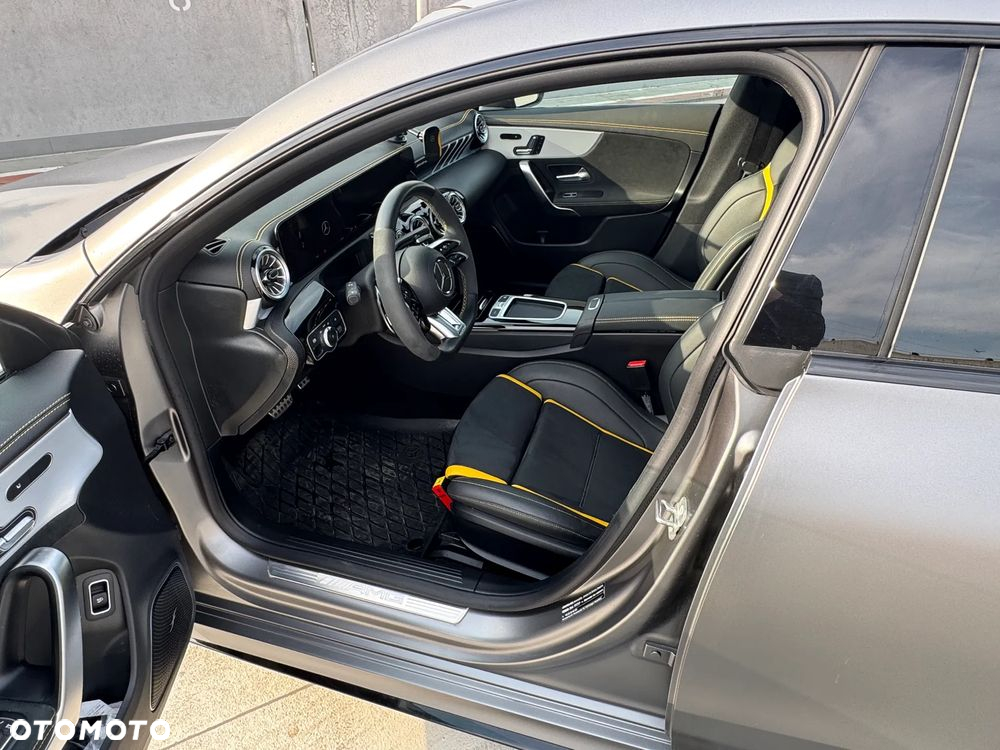 Mercedes-Benz CLA AMG 45 S 4-Matic+ 8G-DCT - 10