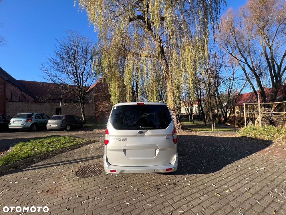 Ford Tourneo Courier - 6