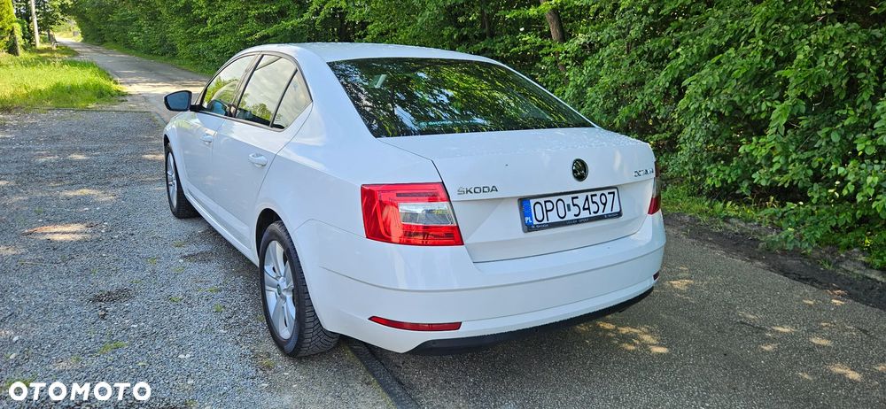 Skoda Octavia 1.6 TDI Active - 4