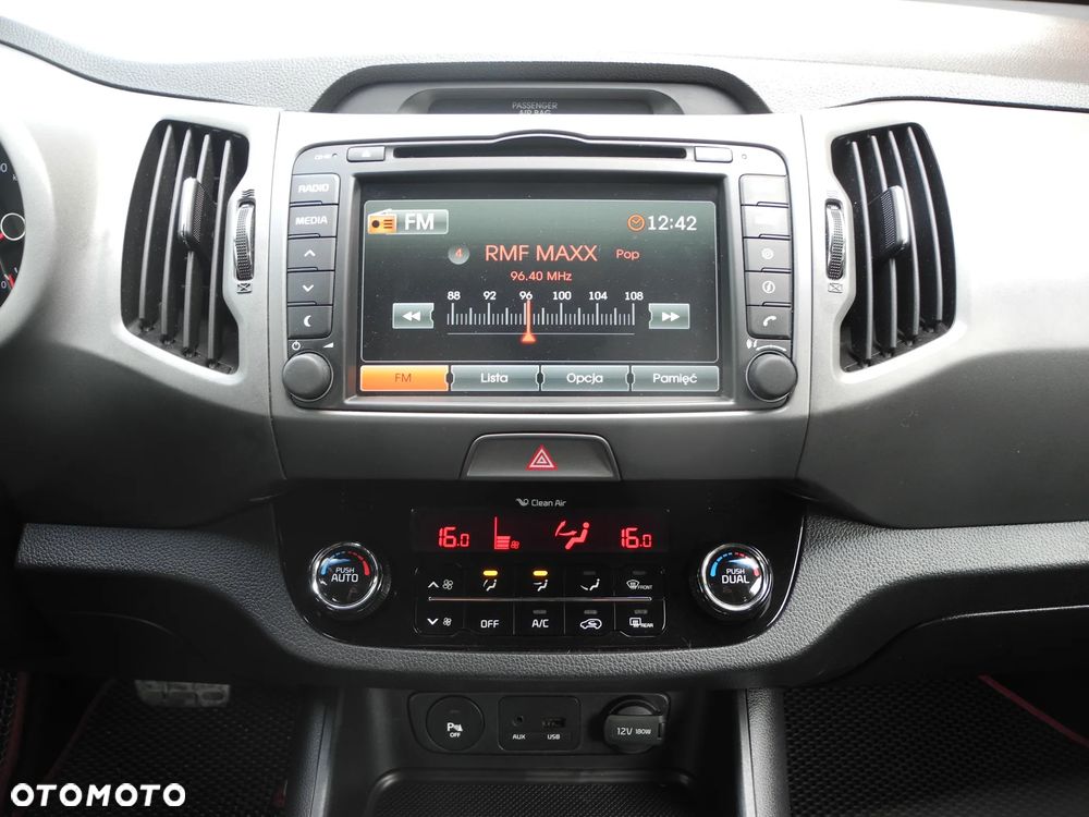 Kia Sportage 2.0 CRDI XL AWD - 10