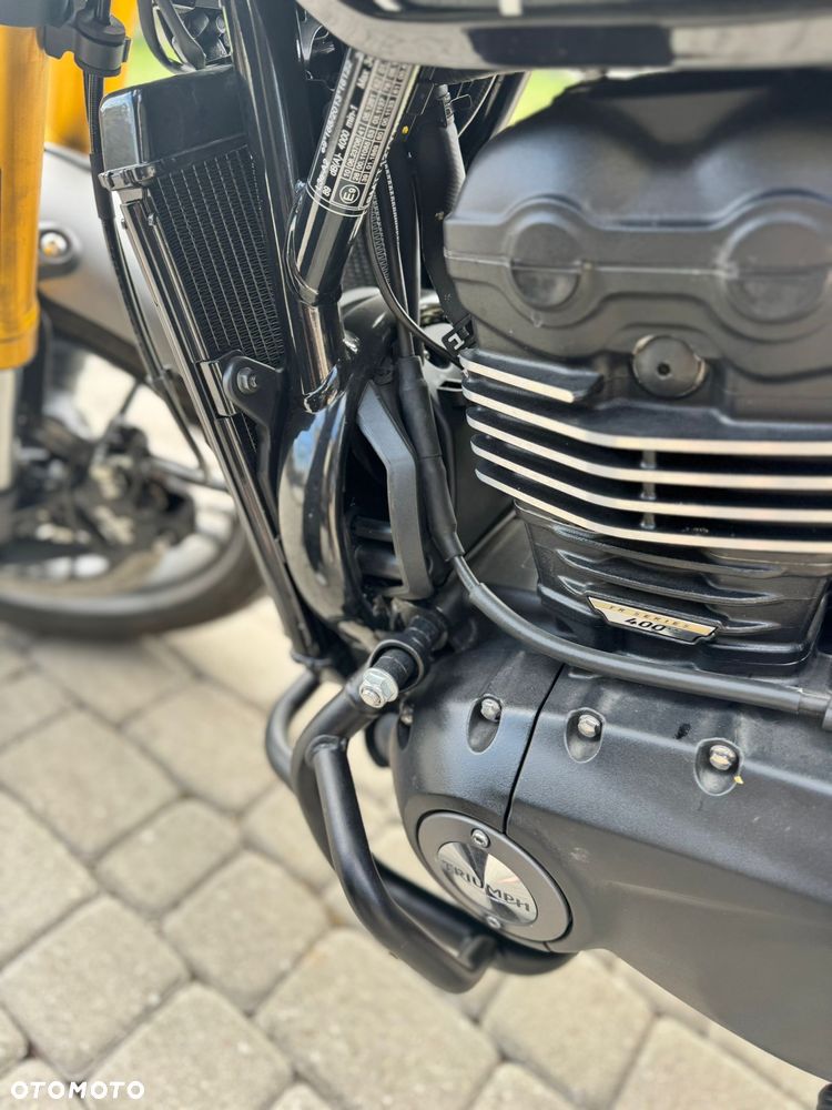 Triumph Inny - 6