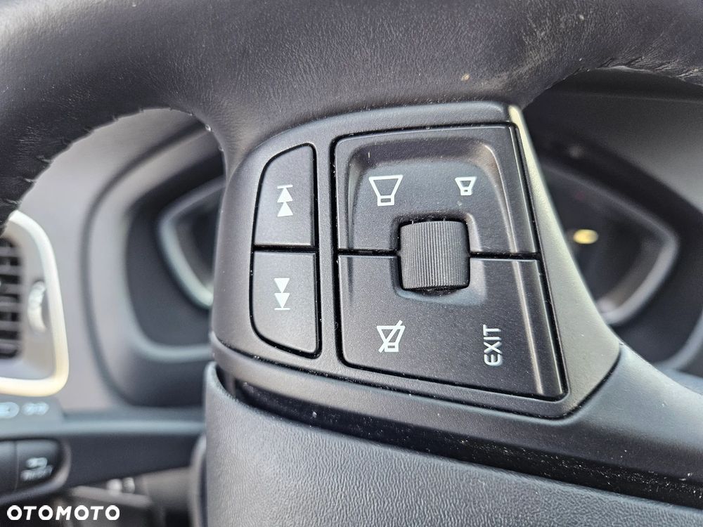 Volvo V40 T4 Kinetic - 17