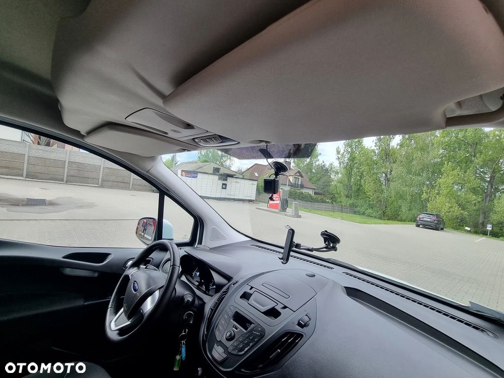 Ford TRANSIT COURIER - 22