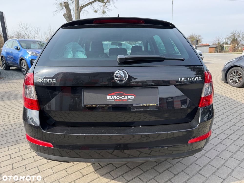 Skoda Octavia 2.0 TDI DSG Ambition - 4