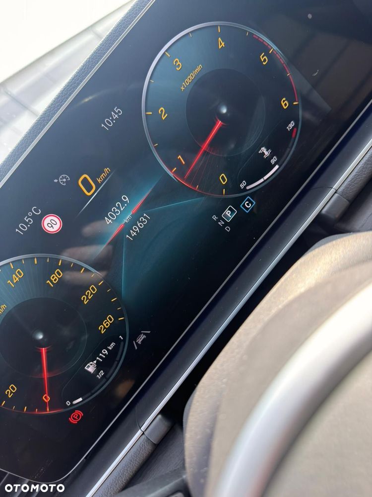 Mercedes-Benz GLE - 9