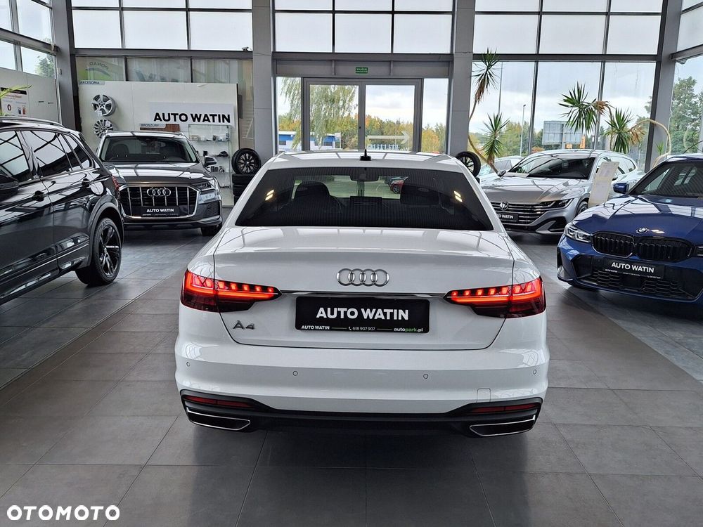 Audi A4 Limousine - 14