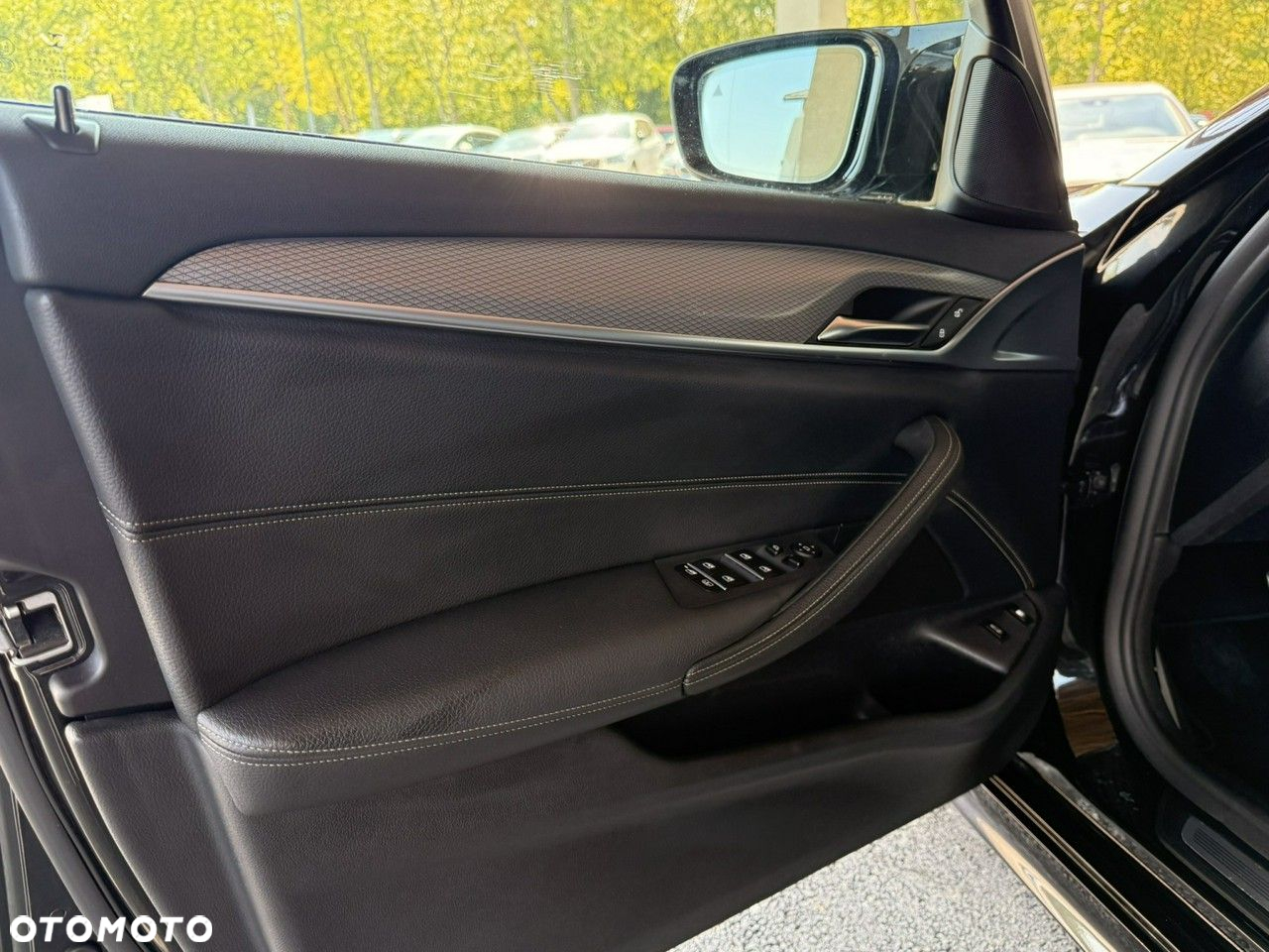 BMW Seria 5 530e iPerformance GPF M Sport sport - 12