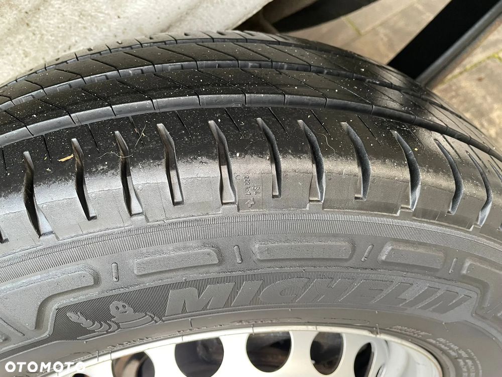 Volkswagen CRAFTER L2H2 - 40