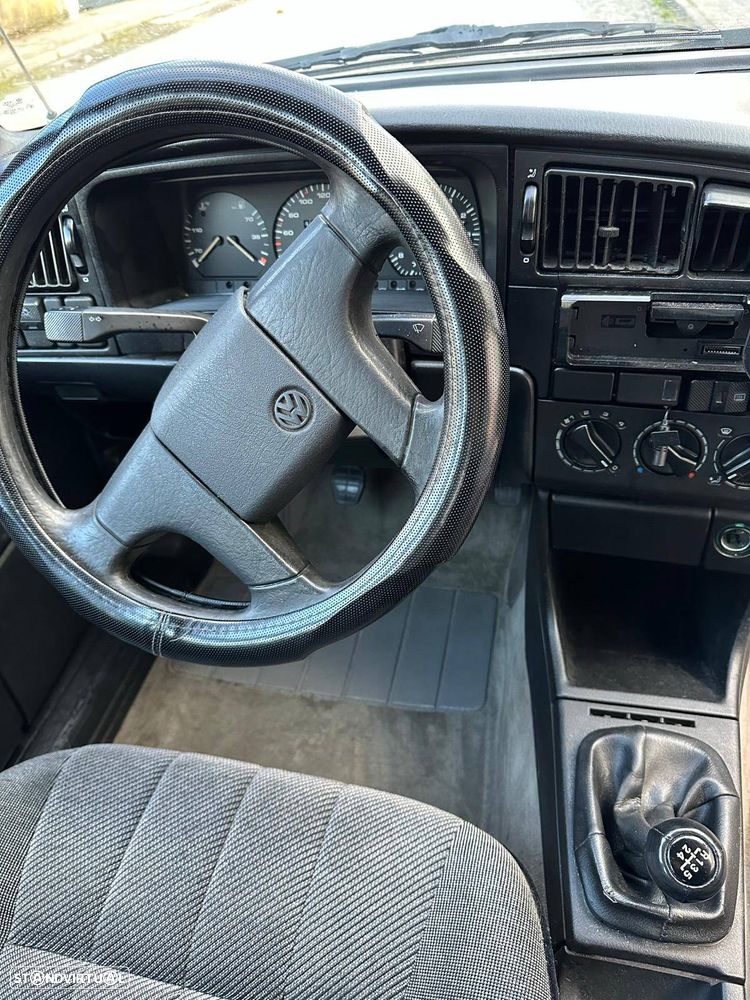 VW Passat 1.6 GL TD - 20