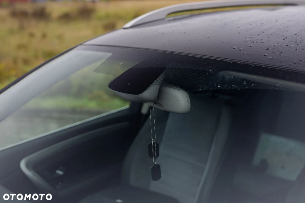 Renault Laguna 2.0 dCi Initiale - 16
