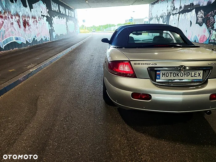 Chrysler Sebring 2.7 LX - 9