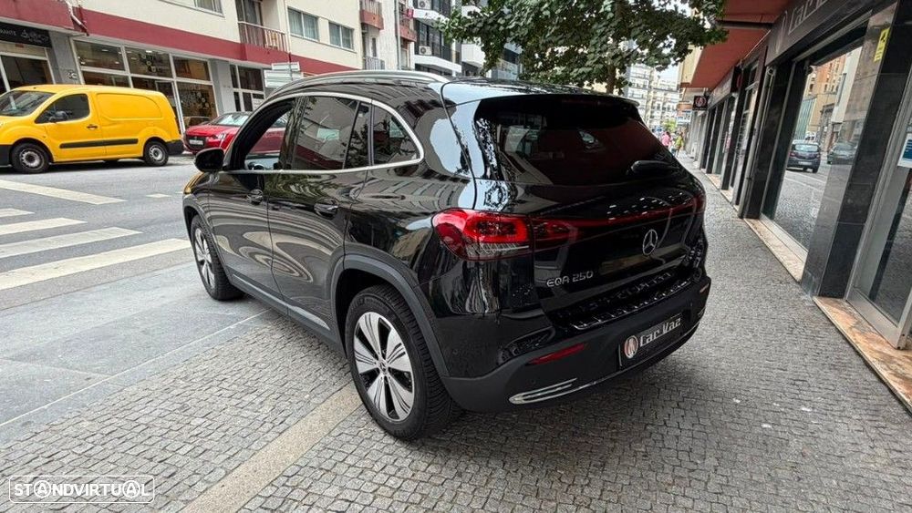 Mercedes-Benz EQA 250 Progressive — fotografia 6