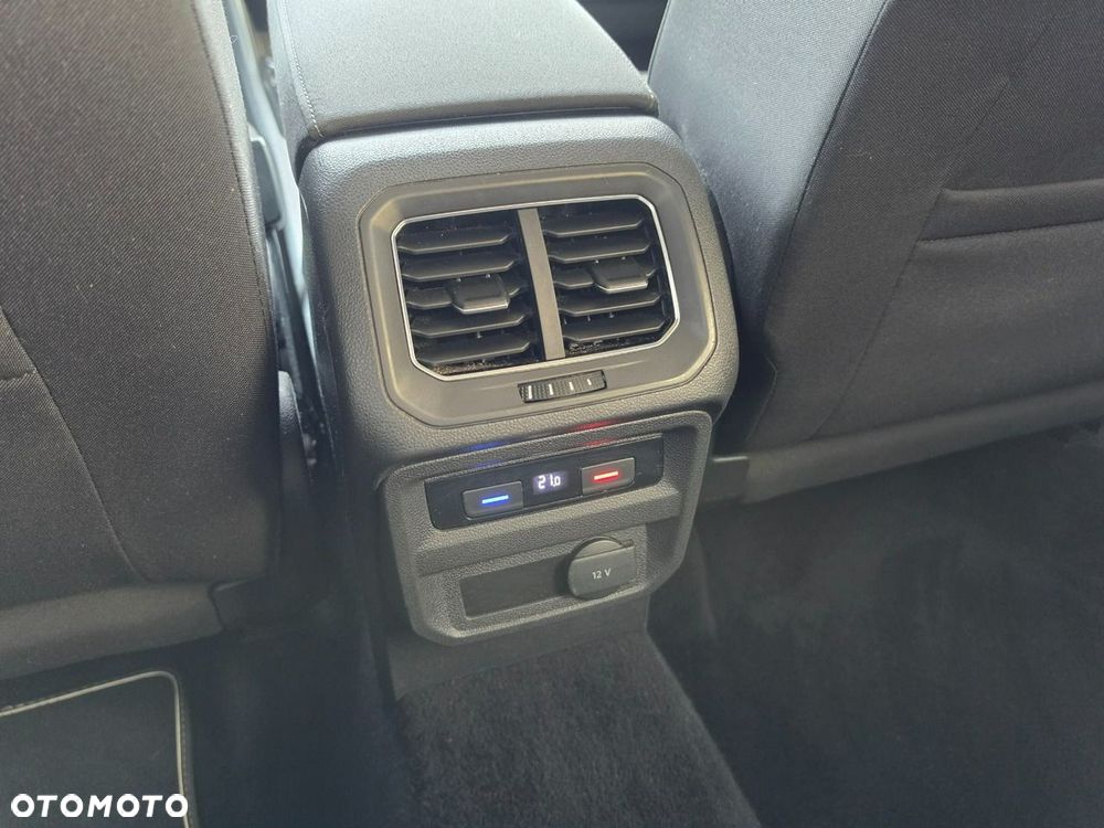 Volkswagen Tiguan Allspace - 34